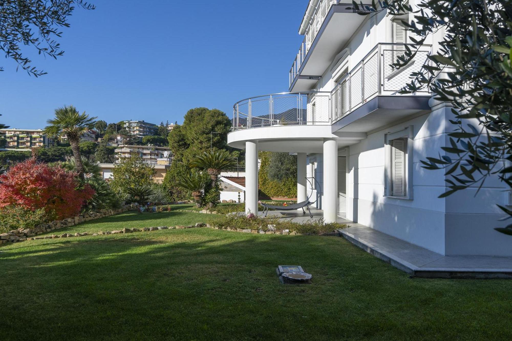 La Lincolnia - With Garden And Seaview - Happy Rentals サンレモ エクステリア 写真